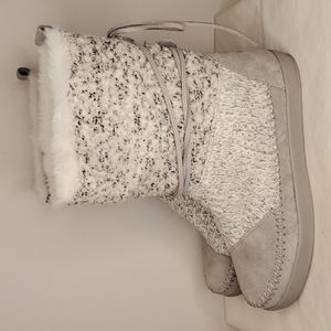 Toms Nepal Suede & Knit Moccasins